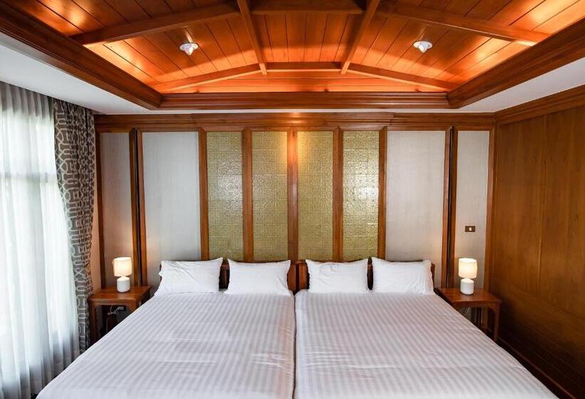 4인용 스탠다드 룸, Huan Chom Jan Hometel At Lampang