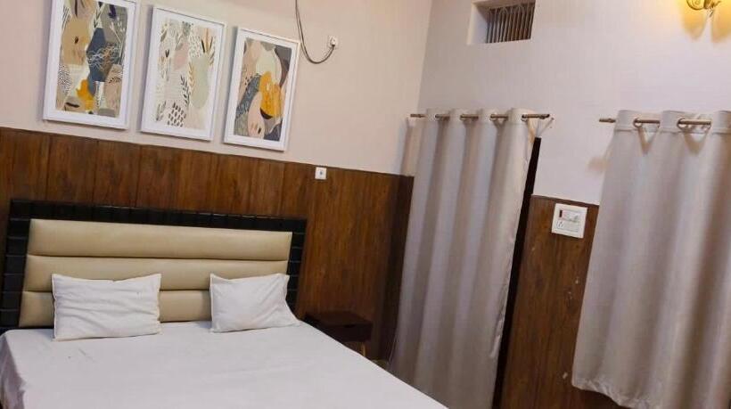 Standard Room, Sonebhadra Guesthouse Sahil Palace
