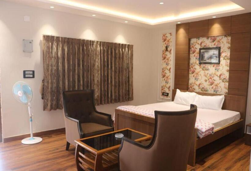豪华房间, Birsha Munda Guest House