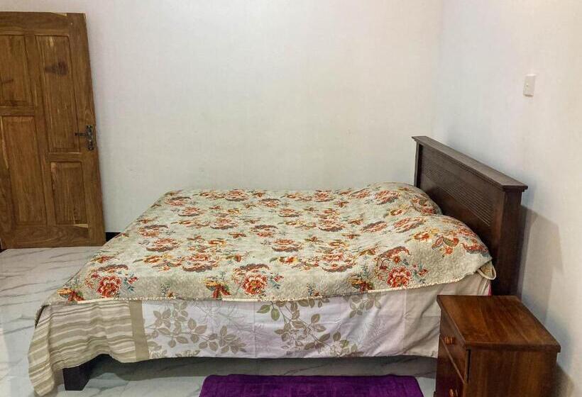 חדר סטנדרט, Queen S Villa