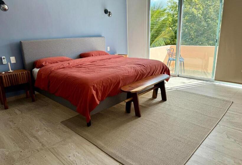 شقة غرفة واحدة, Sasay