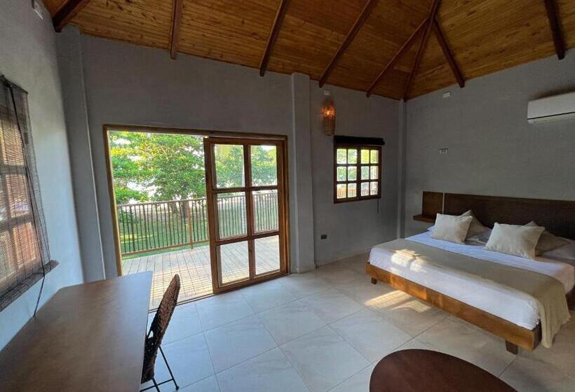 חדר דלוקס לארבעה, Gavia   Rio Y Mar