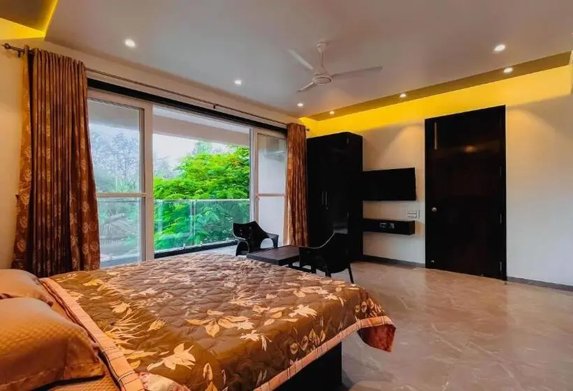 Sviitti King-vuode, Gulmohar Resort & Spa