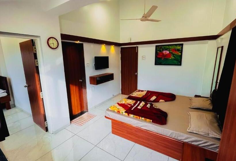 マウンテンビューデラックスルーム, Gulmohar Resort & Spa