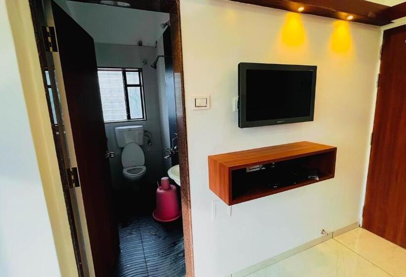 マウンテンビューデラックスルーム, Gulmohar Resort & Spa