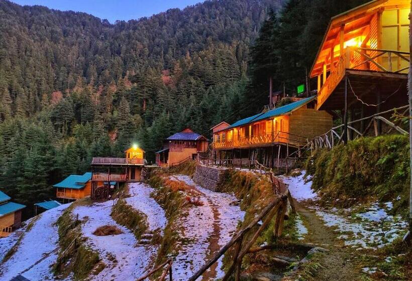 اتاق لوکس با بالکن, Mid Conifer Resort And Cottages