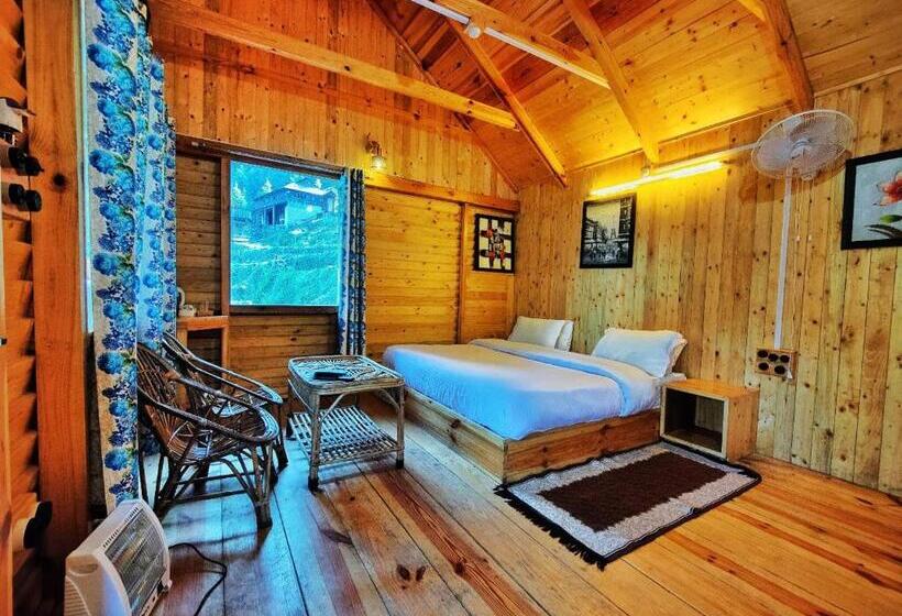اتاق لوکس با بالکن, Mid Conifer Resort And Cottages