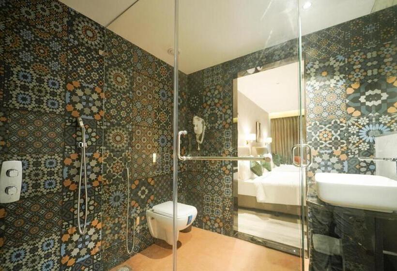 Семейный Номер, Park Inn