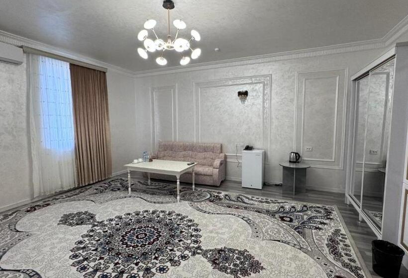 סוויטה, Parvoz