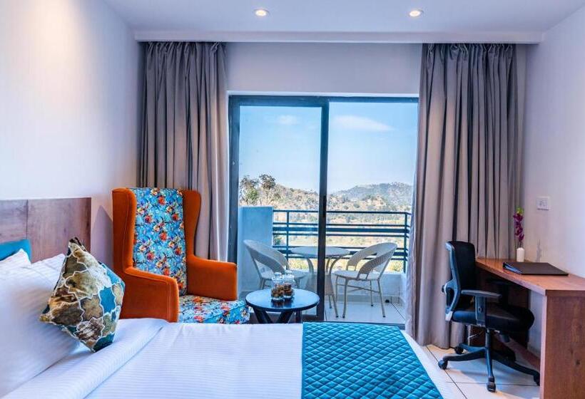 バルコニー付きスタンダードルーム, Regenta Place Morni Hills Panchkula