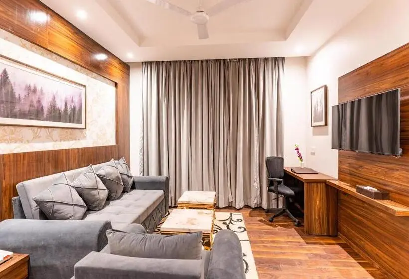 スイート, Regenta Place Morni Hills Panchkula