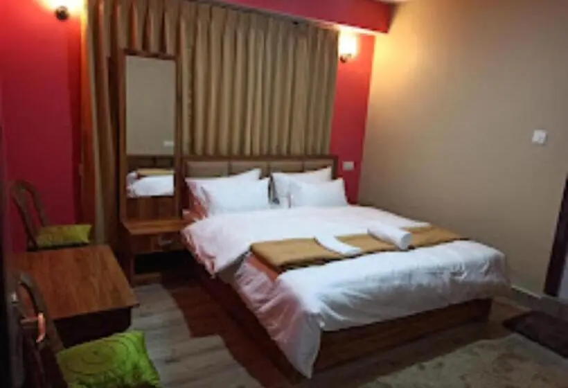 デラックスルーム, Sai Kripa , Ravangla