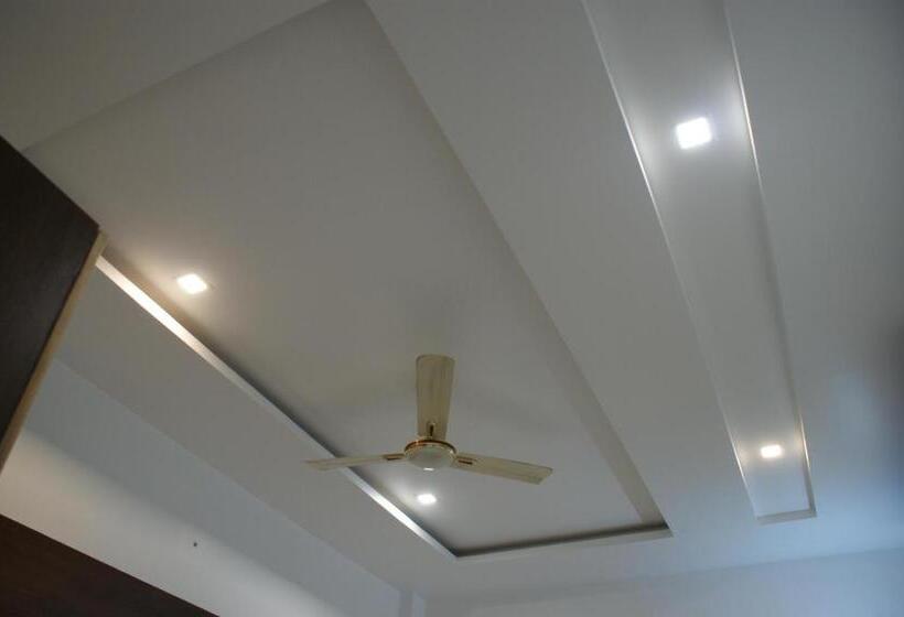 Family Suite, Sriranganivas