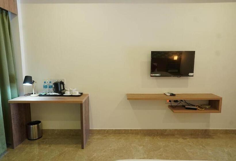 디럭스 룸, Vkj Inn Aluva