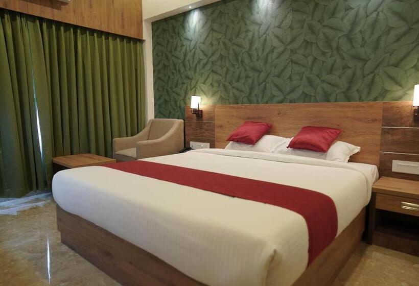 스위트, Vkj Inn Aluva