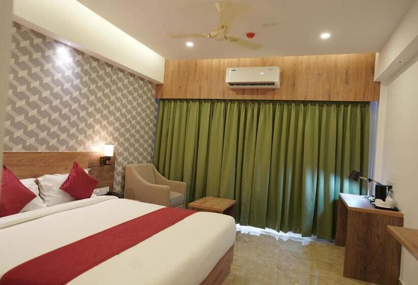 Номер Deluxe, Vkj Inn Aluva
