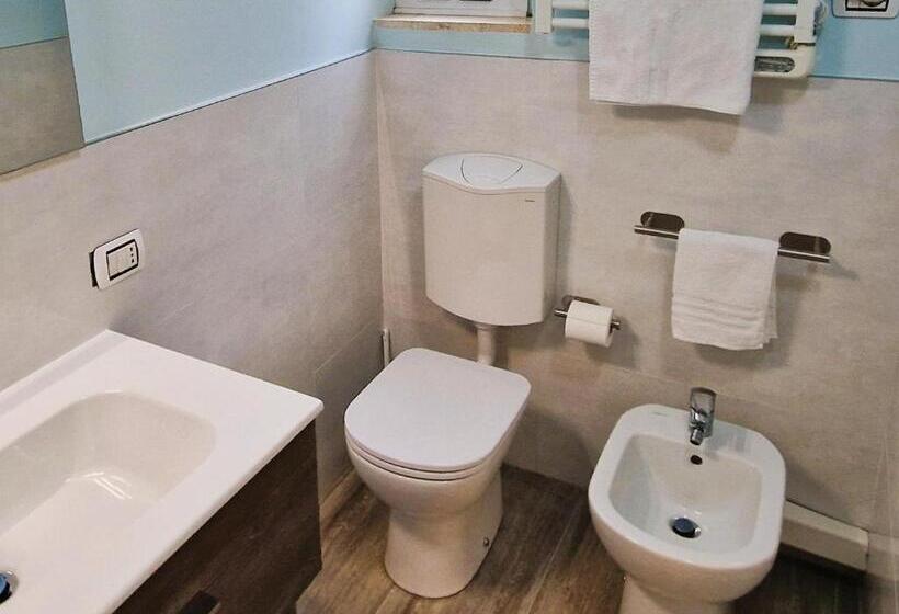 Superior Room with Terrace, La Corte Del Maggiore