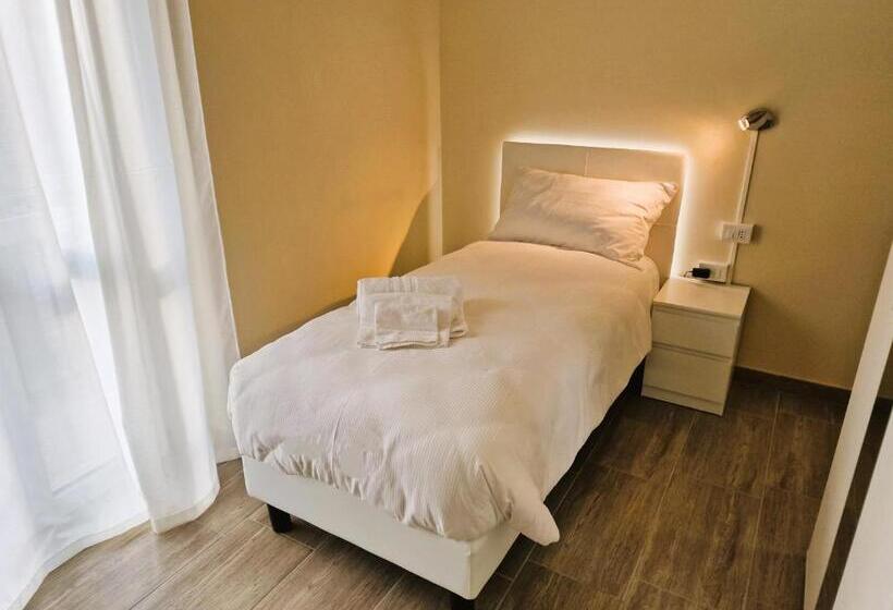 اتاق استاندارد یک نفره, La Corte Del Maggiore