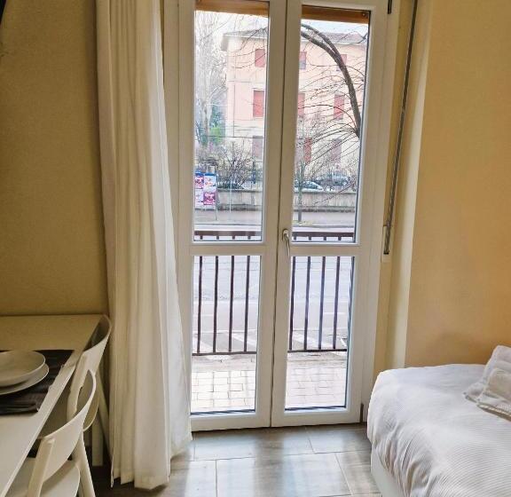 اتاق استاندارد یک نفره, La Corte Del Maggiore