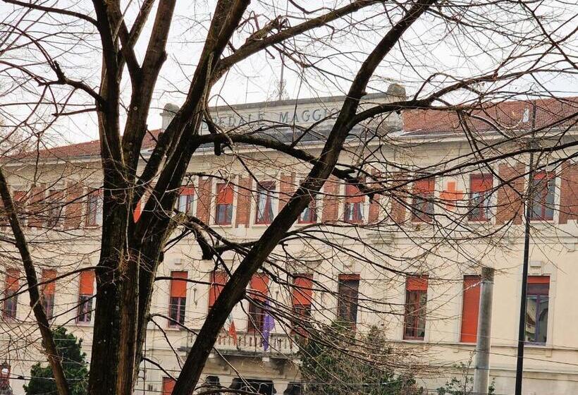 Superior Room with Terrace, La Corte Del Maggiore