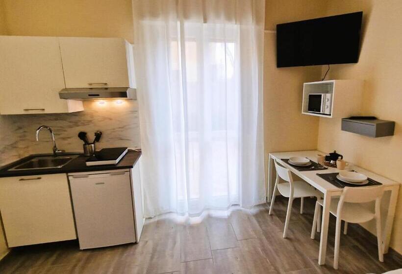 Superior Room with Terrace, La Corte Del Maggiore