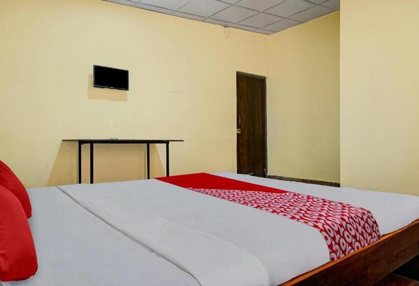 Трехместный Номер Классика, Oyo 82081 Hotel Sunrise