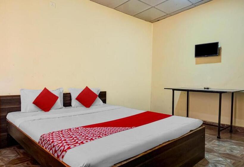 Трехместный Номер Классика, Oyo 82081 Hotel Sunrise