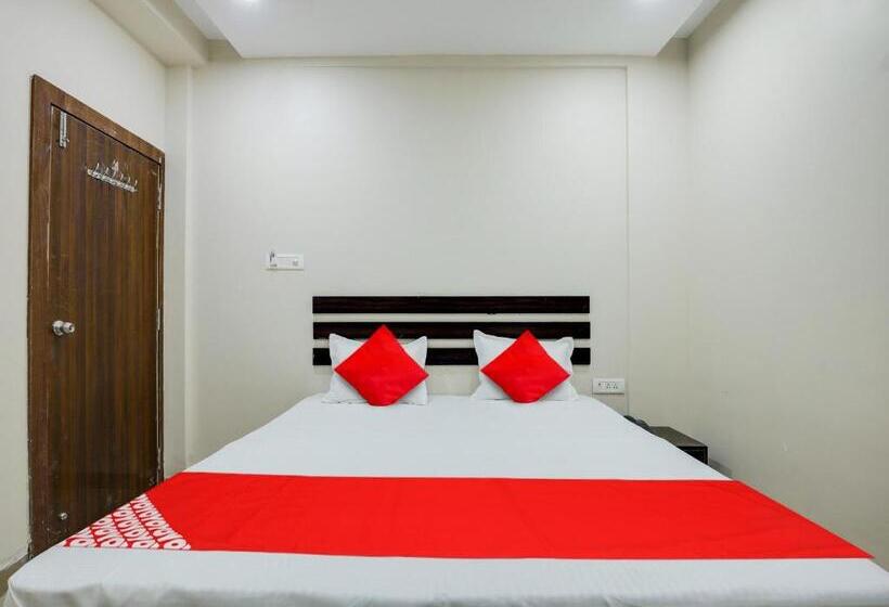 Трехместный Номер Классика, Oyo Hotel Deepali Inn