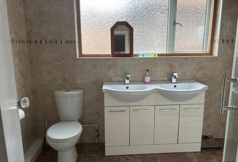 סוויטה משפחתית, Guest Suite At The Grand