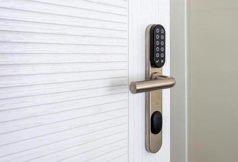 חדר דלוקס עם מרפסת נוף לים, Hc Calahonda Beach Nerja