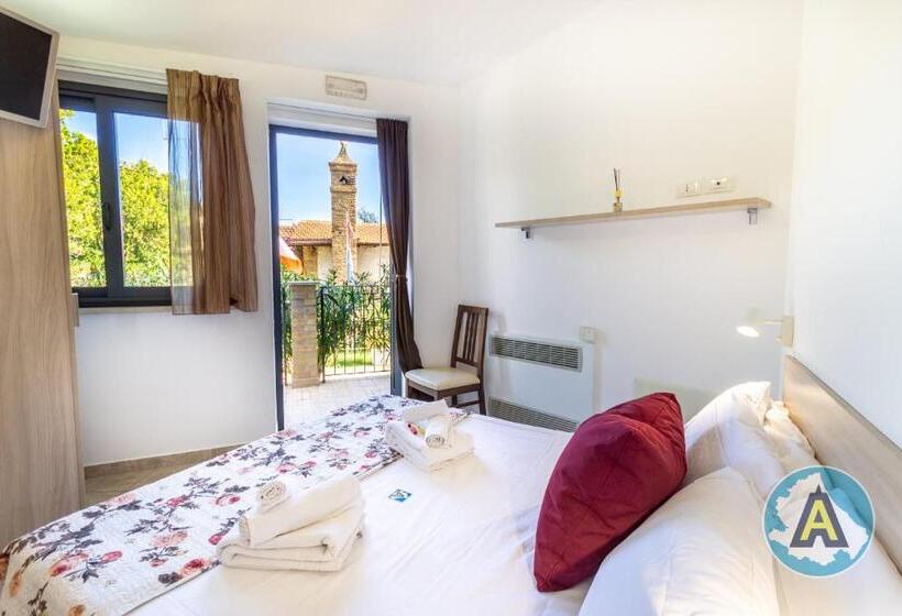اتاق استاندارد, Isola Felice