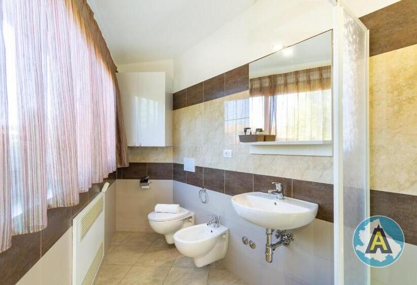 غرفة كومفورت ثلاثية, Isola Felice