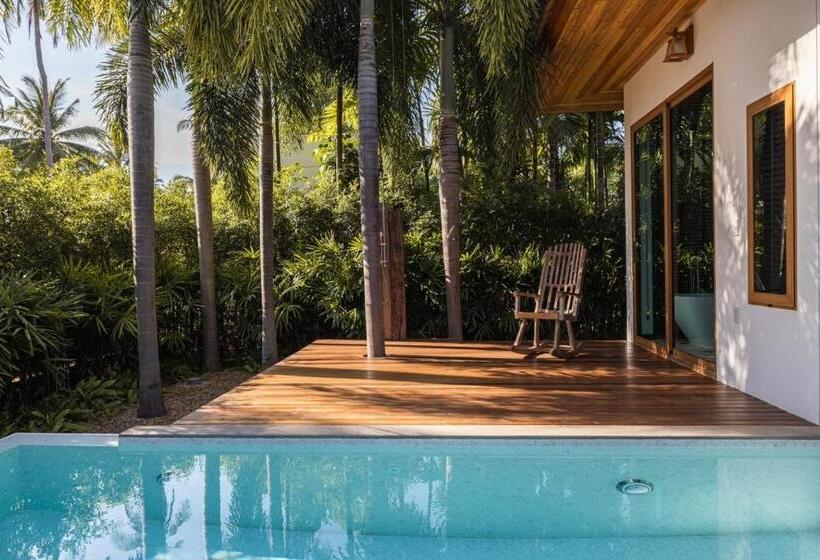 Люкс с Бассейном, Thammachard29 Resort Baangrood