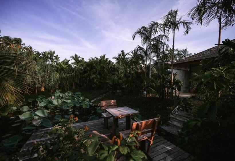 Люкс с гидромассажем, Thammachard29 Resort Baangrood