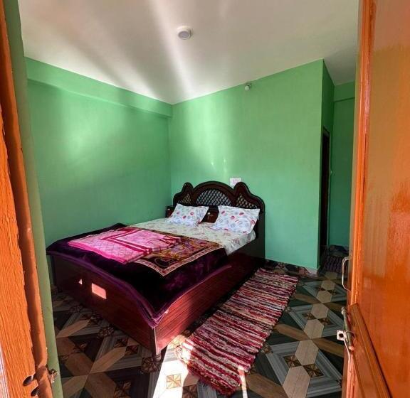 Номер Стандарт Вид на Горы, Vigyan Hostel Tosh