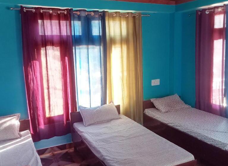 Кровать в Общей Комнате, Vigyan Hostel Tosh