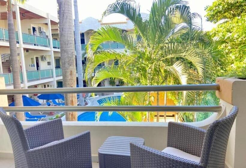 스탠다드 스튜디오, Marysol Las Palmas