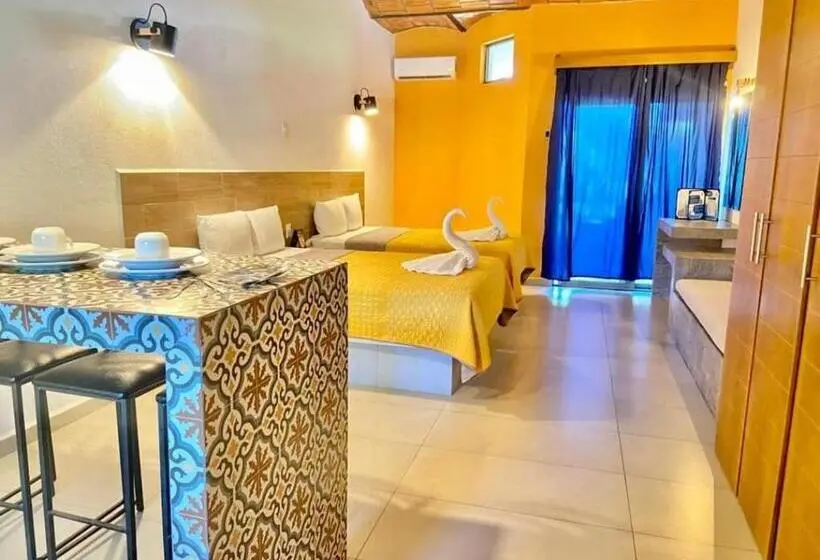 Standard-studio, Marysol Las Palmas