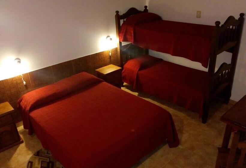 4 Bett Standardzimmer, Hostería Cuarajhy Loreto