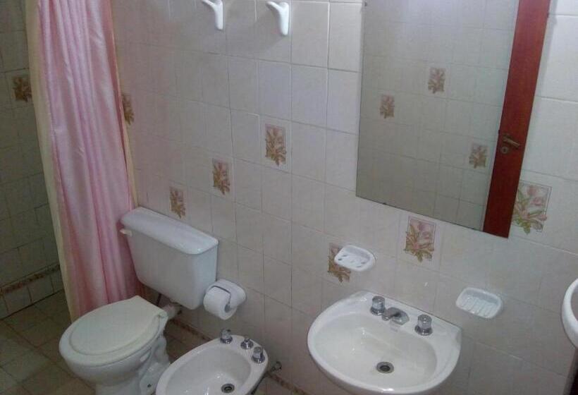 4 Bett Standardzimmer, Hostería Cuarajhy Loreto