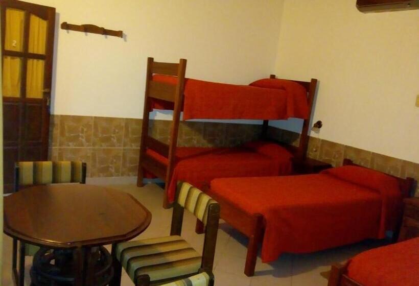 4 Bett Standardzimmer, Hostería Cuarajhy Loreto