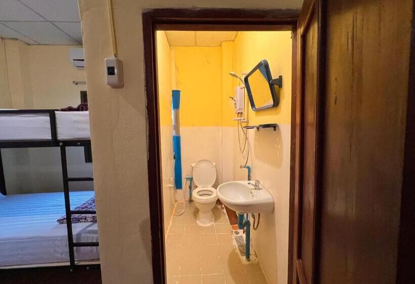 Dağ Manzaralı Standart Oda, Easy Go Backpacker Hostel