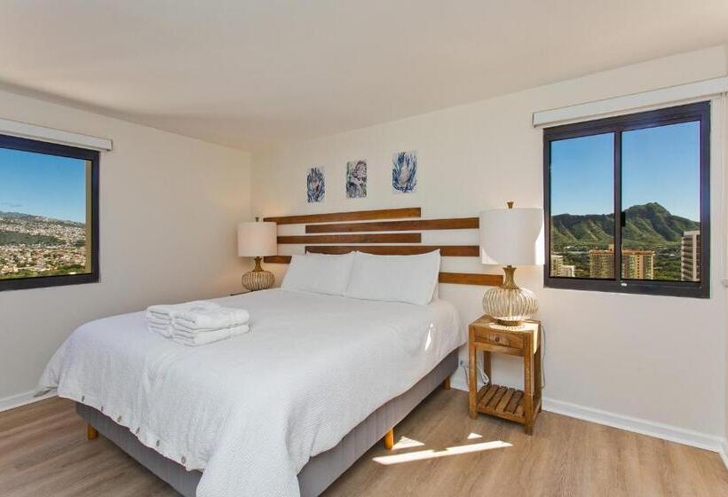 Апартаменты 1 Спальня Вид на Море, High Floor Luxury Oceanfront At Waikiki Beach Tower