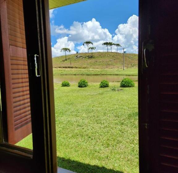 デラックスルーム, Pousada água Santa