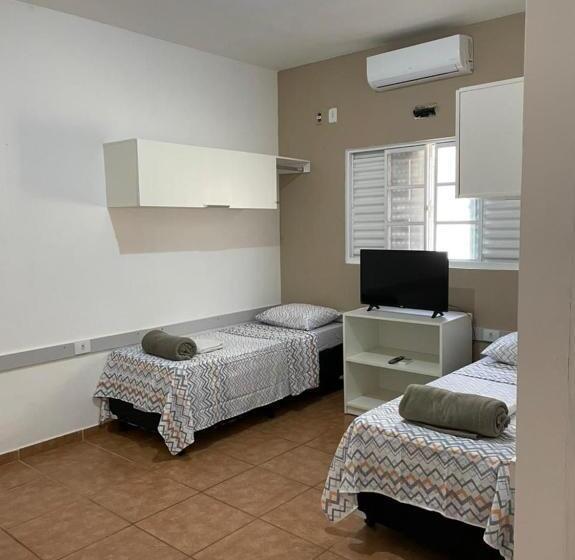 スタンダード４人部屋, 7