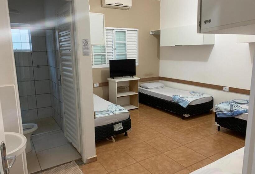 スタンダード４人部屋, 7