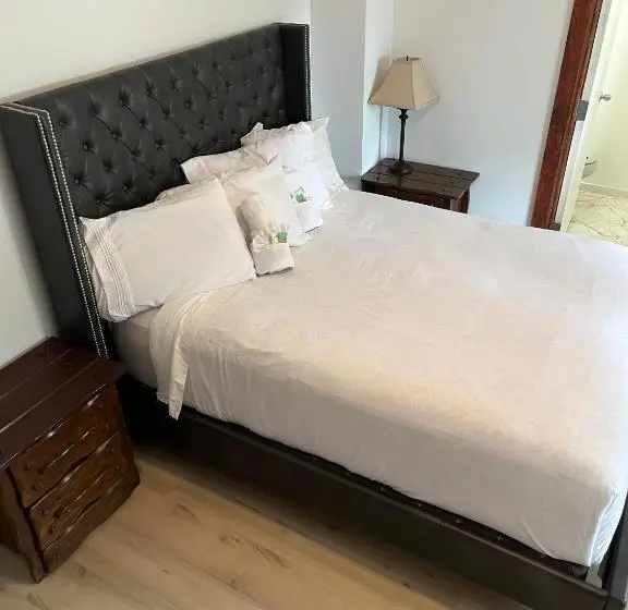 トリプルクラシックルーム, Auberge De Ferme Neuve