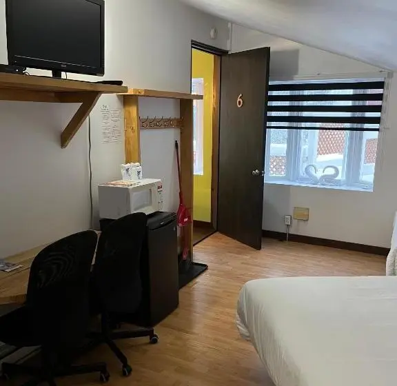 ファミリールーム, Auberge De Ferme Neuve