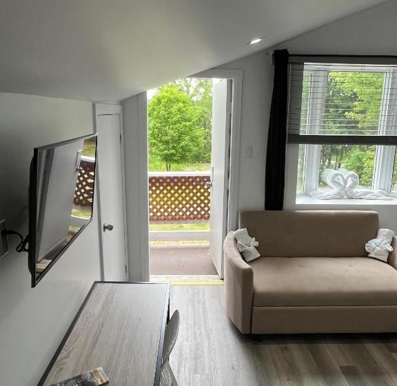 デラックスルーム, Auberge De Ferme Neuve