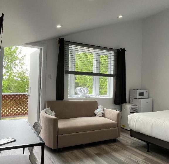 デラックスルーム, Auberge De Ferme Neuve